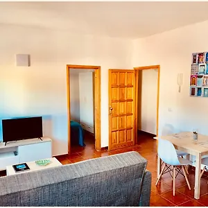 https://apartamento-la-real-1.in-canary-islands.com