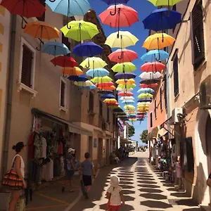 https://old-city.in-istria.net
